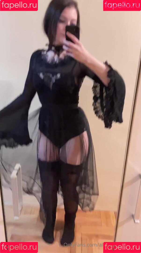 all_of_stacymoon Onlyfans Photo Gallery 