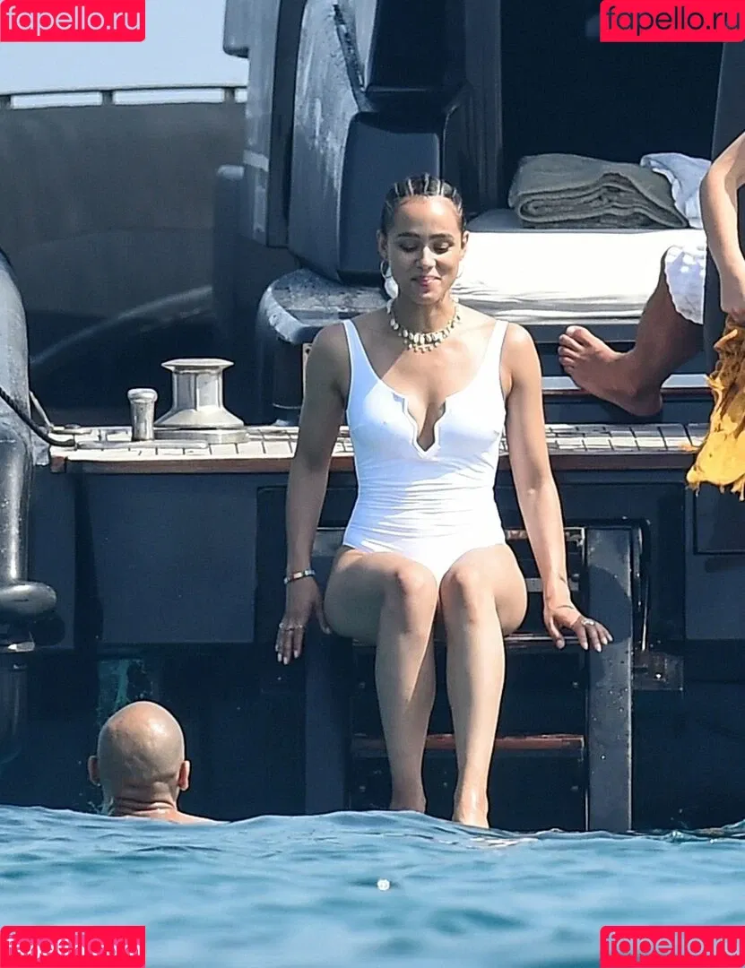 Nathalie Emmanuel Onlyfans Photo Gallery 