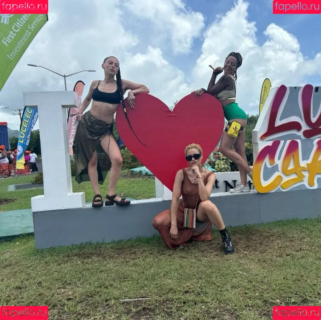 Nathalie Emmanuel Onlyfans Photo Gallery 