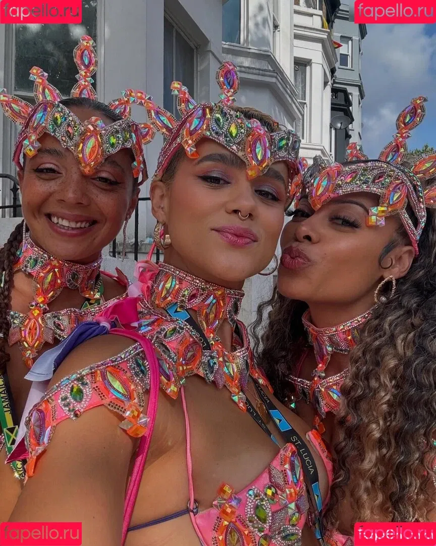 Nathalie Emmanuel Onlyfans Photo Gallery 