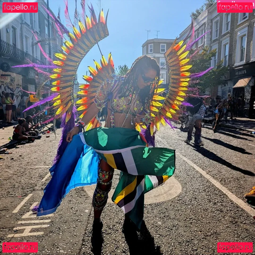 Nathalie Emmanuel Onlyfans Photo Gallery 