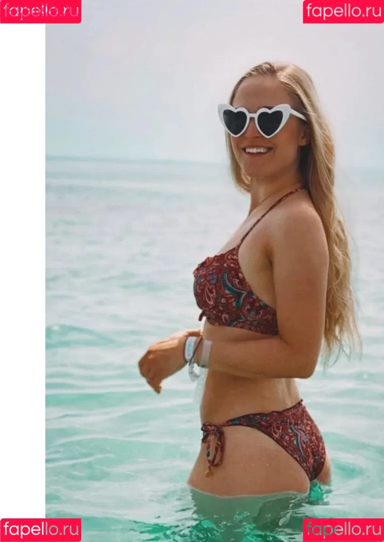 Amy9x19 - Amelie Eichinger-Noll Onlyfans Photo Gallery 