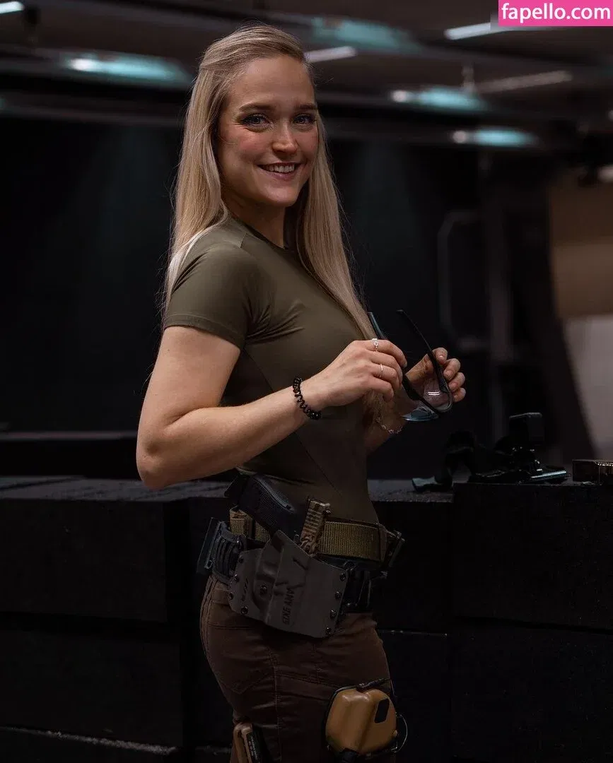 Amy9x19 - Amelie Eichinger-Noll Onlyfans Photo Gallery 