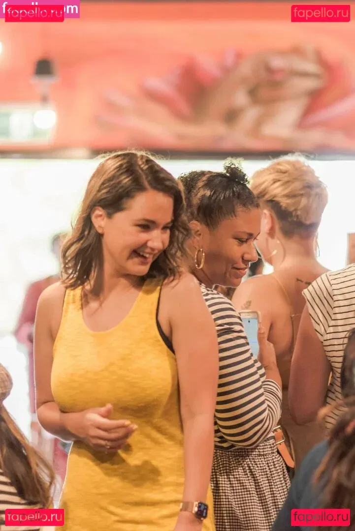 Rae Johnston Onlyfans Photo Gallery 