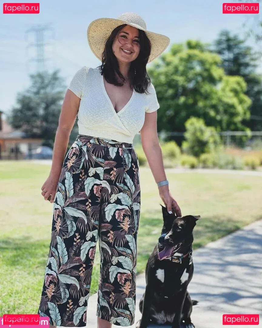 Rae Johnston Onlyfans Photo Gallery 