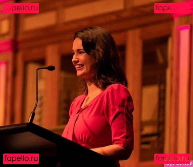 Rae Johnston Onlyfans Photo Gallery 