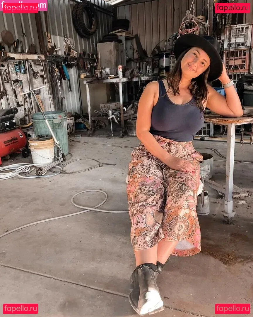 Rae Johnston Onlyfans Photo Gallery 