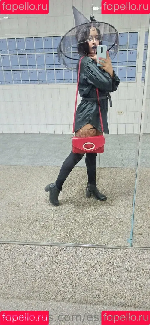 eslunasmith49 Onlyfans Photo Gallery 