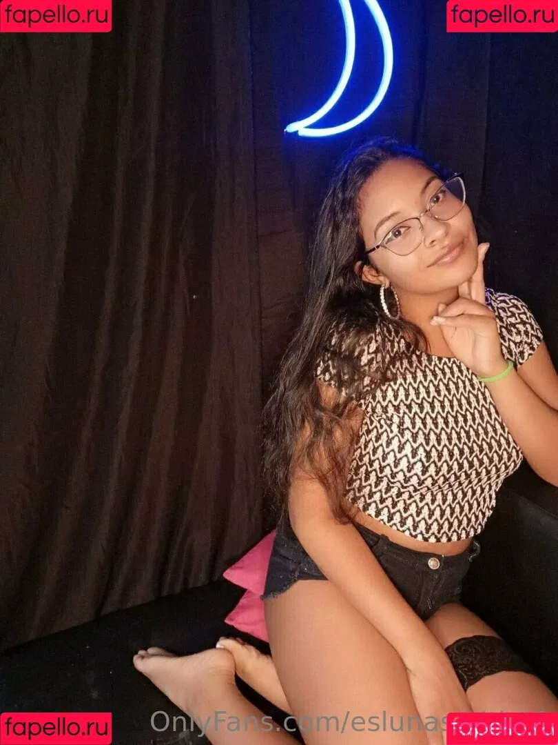 eslunasmith49 Onlyfans Photo Gallery 