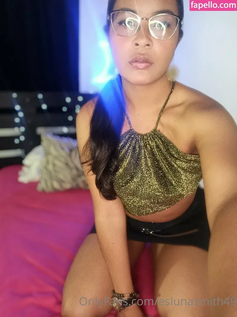 eslunasmith49 Onlyfans Photo Gallery 