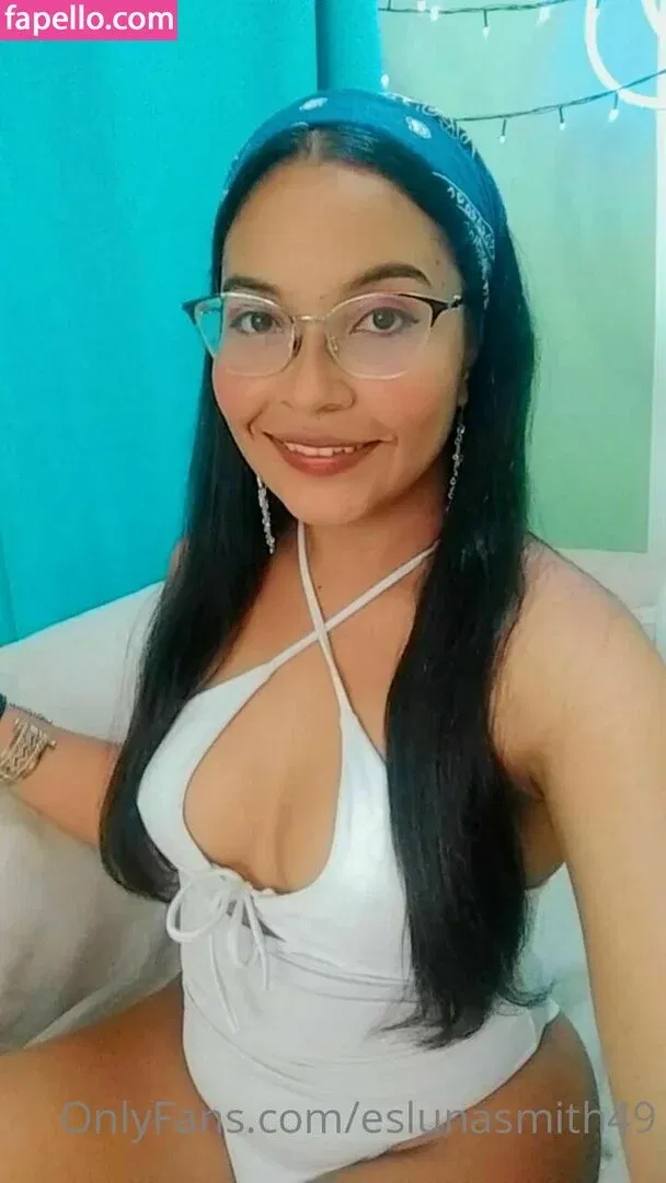 eslunasmith49 Onlyfans Photo Gallery 