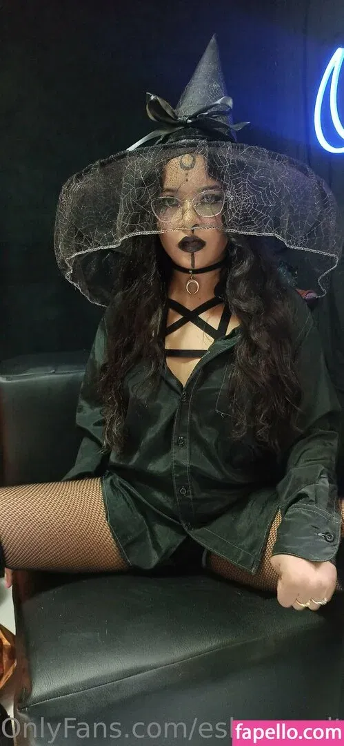 eslunasmith49 Onlyfans Photo Gallery 