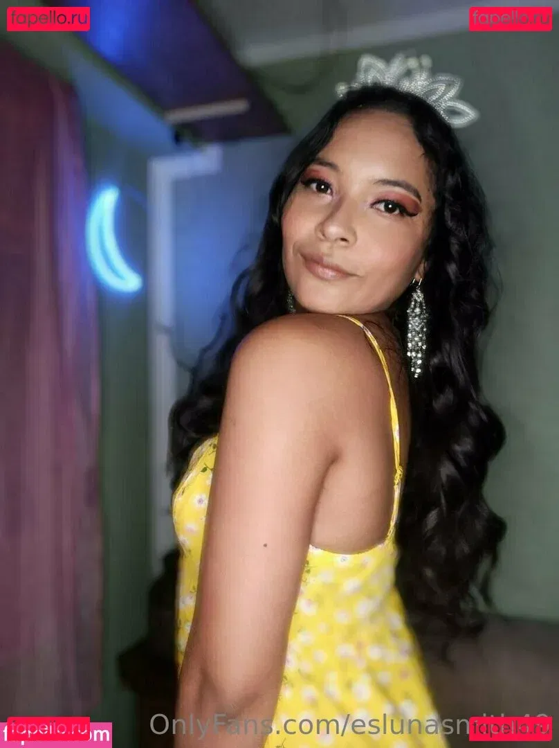 eslunasmith49 Onlyfans Photo Gallery 