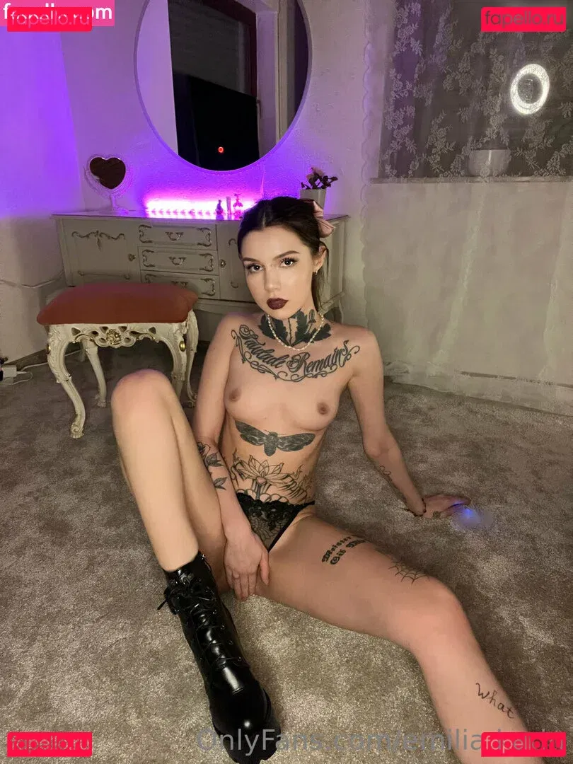 emilia.karin Onlyfans Photo Gallery 