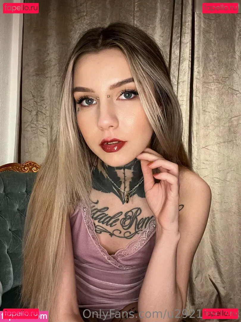 emilia.karin Onlyfans Photo Gallery 