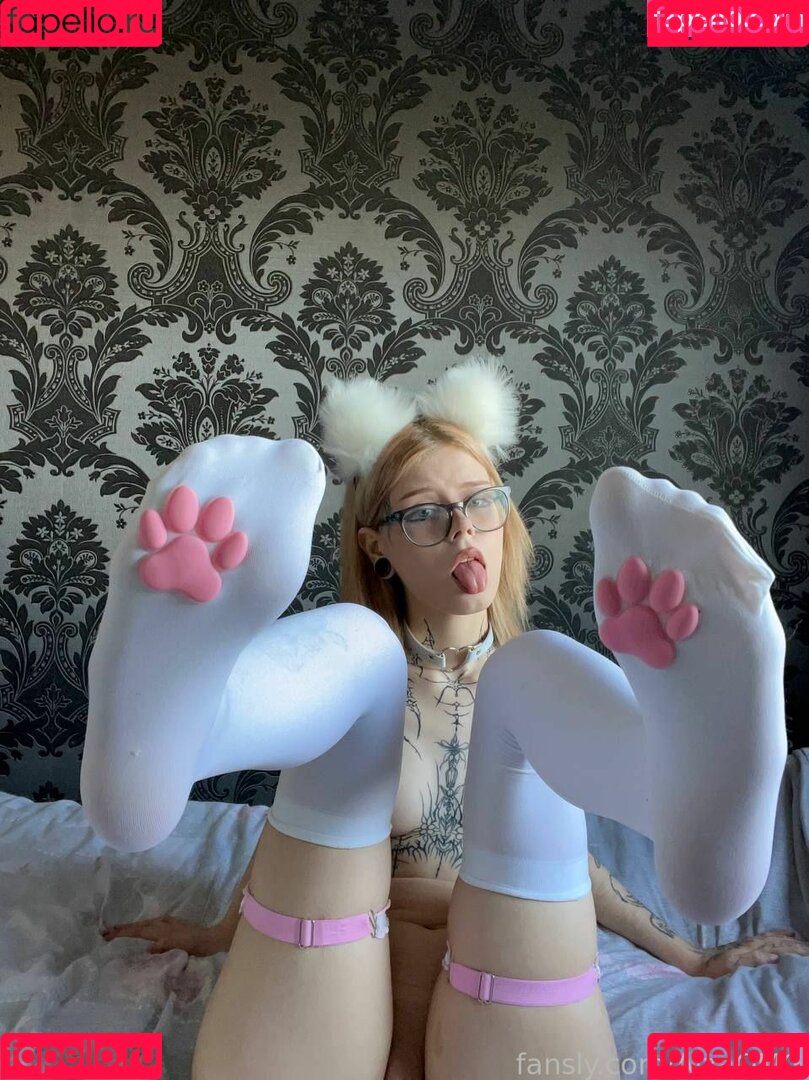 AizaOMG Onlyfans Photo Gallery 
