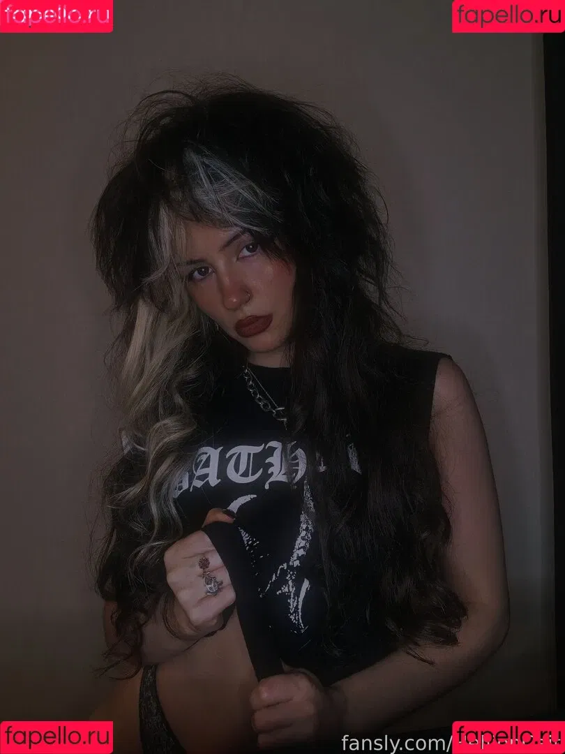 HellionCait Onlyfans Photo Gallery 