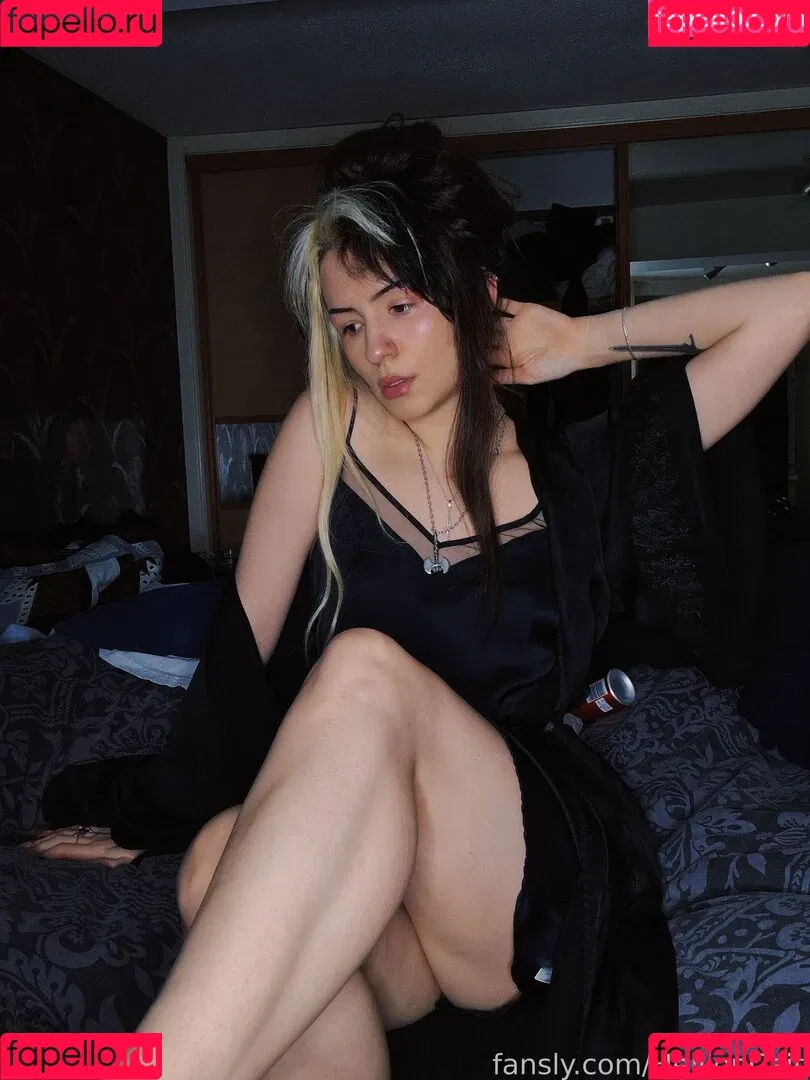 HellionCait Onlyfans Photo Gallery 