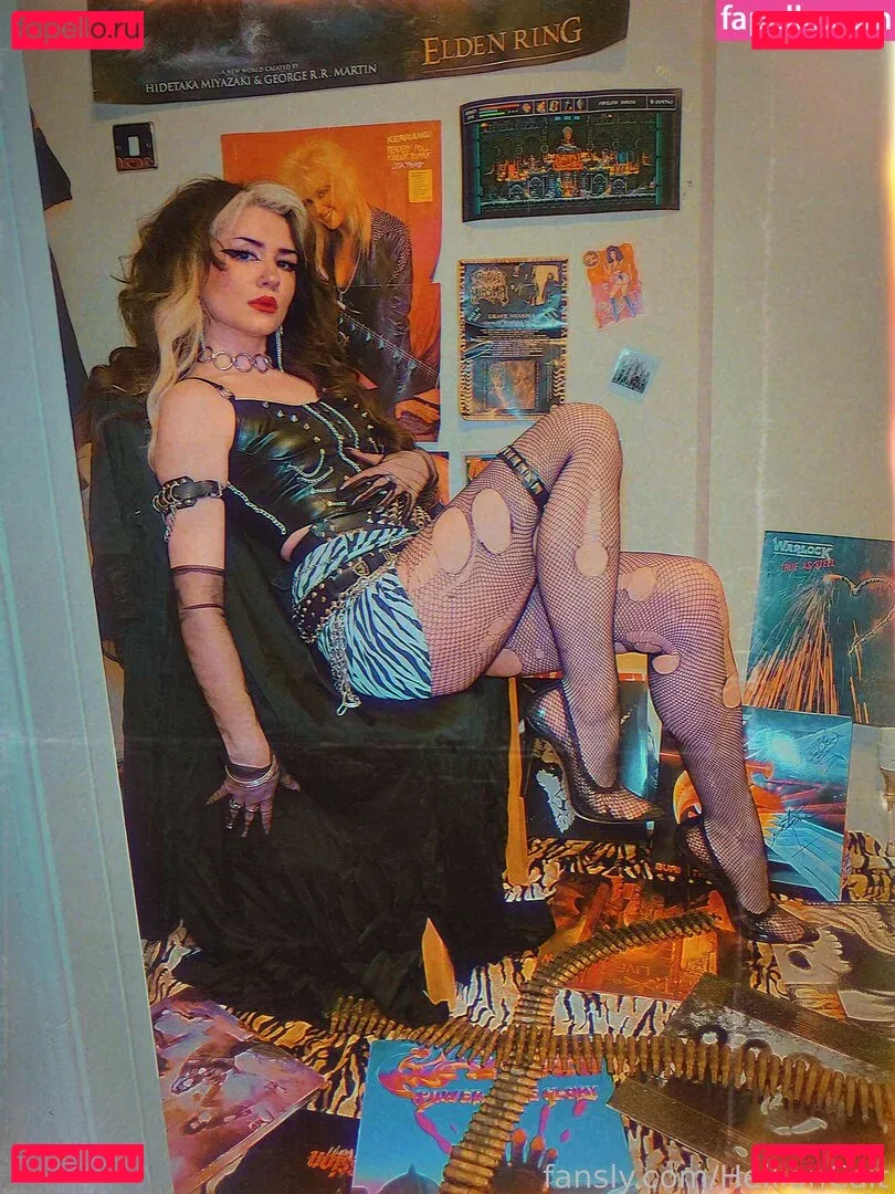 HellionCait Onlyfans Photo Gallery 
