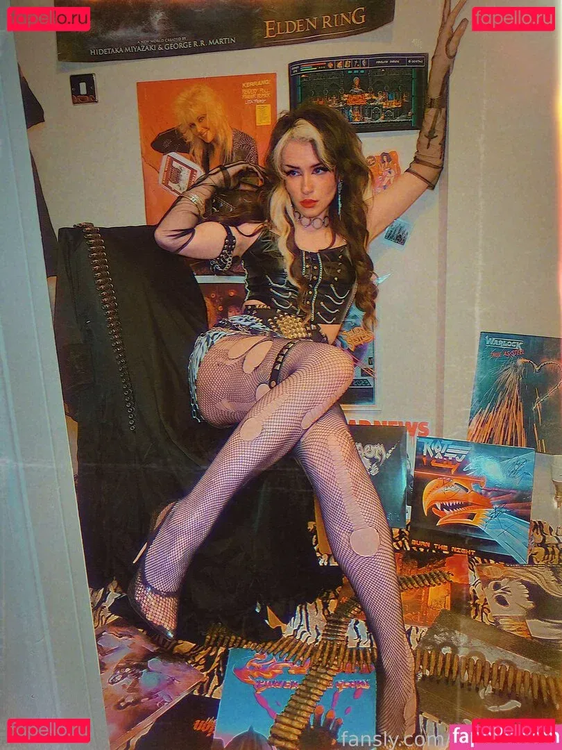 HellionCait Onlyfans Photo Gallery 