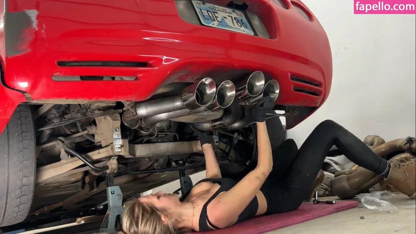 Gabby Downing Onlyfans Photo Gallery 