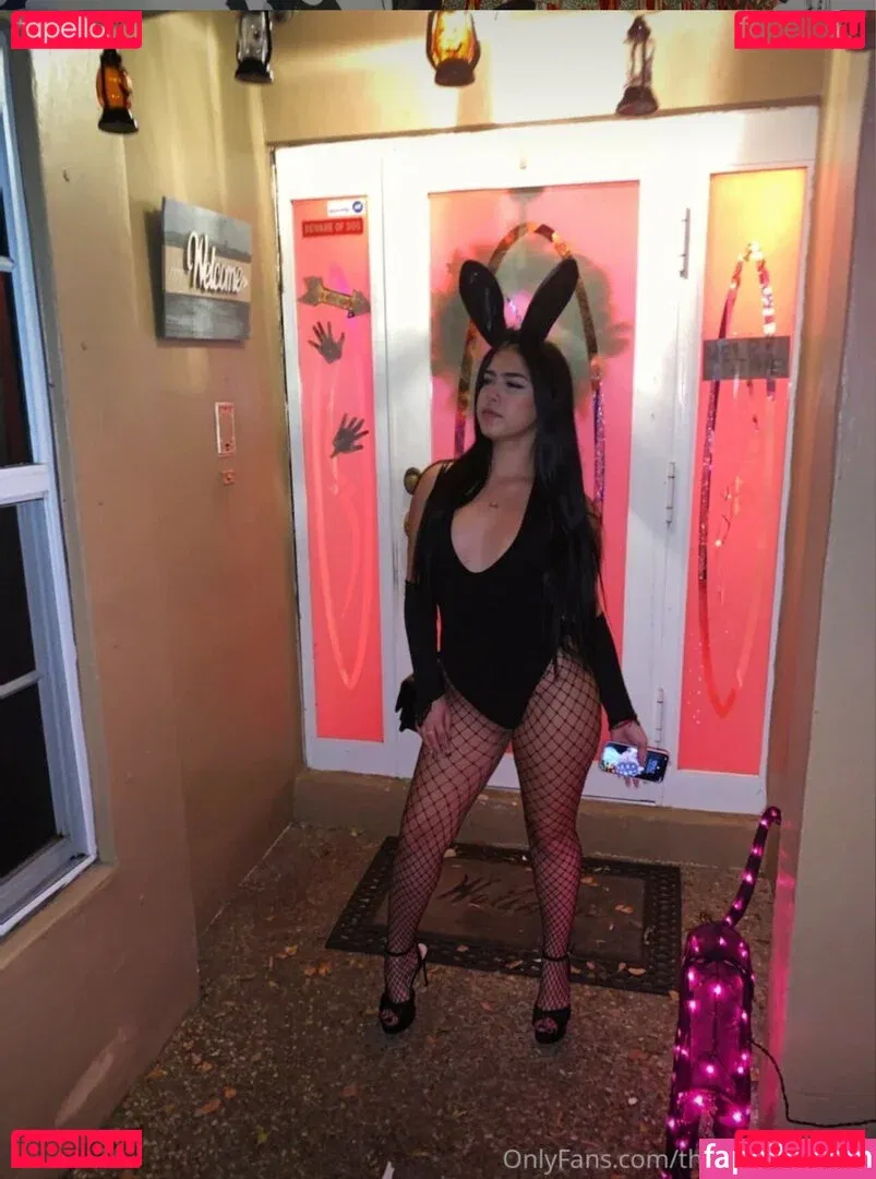 Thalia Rodriguez Onlyfans Photo Gallery 