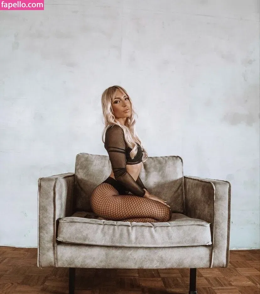 Sarah Liebich Onlyfans Photo Gallery 