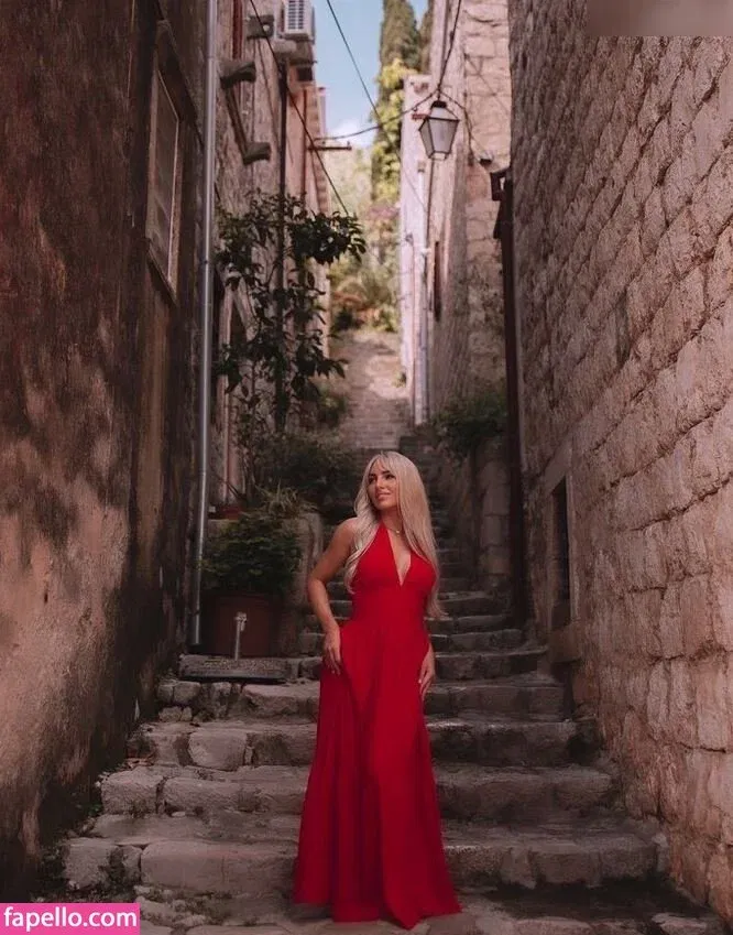 Sarah Liebich Onlyfans Photo Gallery 