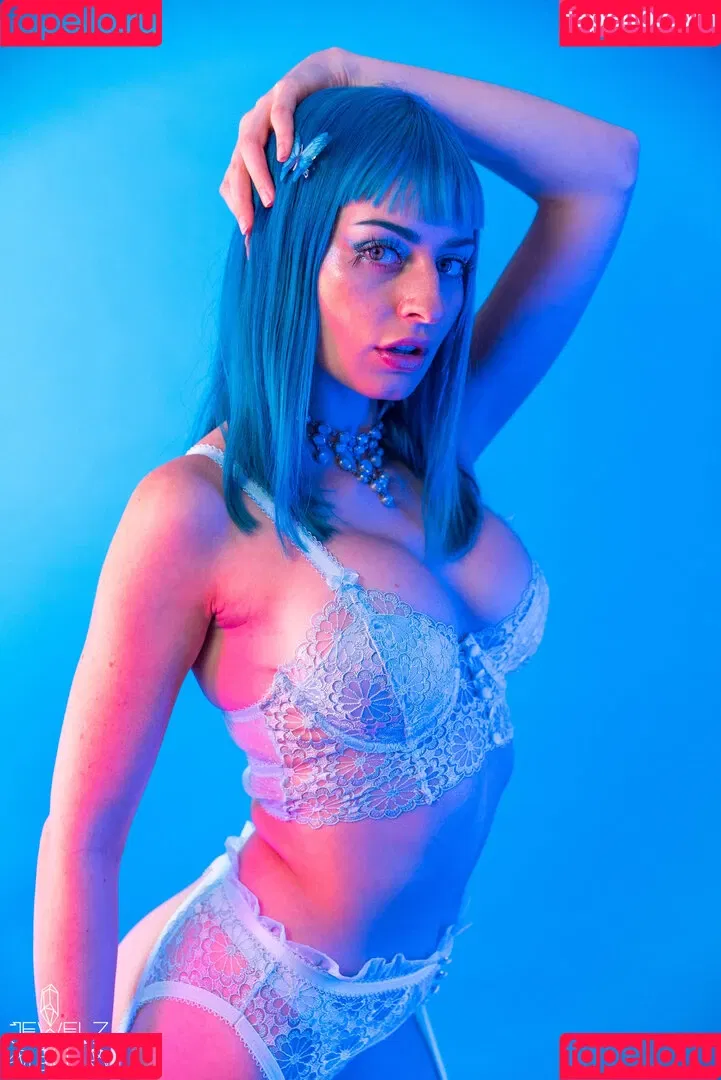 Jewelz Blu Onlyfans Photo Gallery 