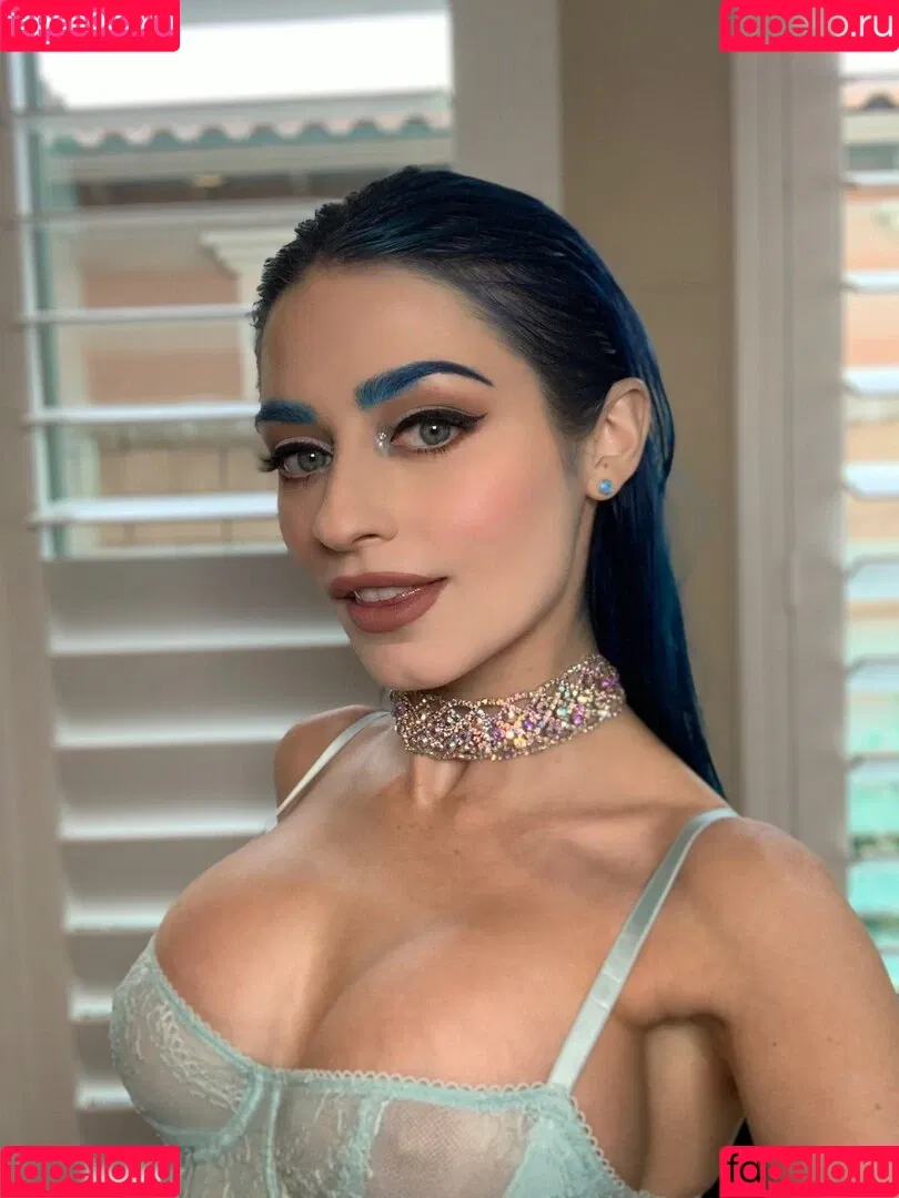 Jewelz Blu Onlyfans Photo Gallery 
