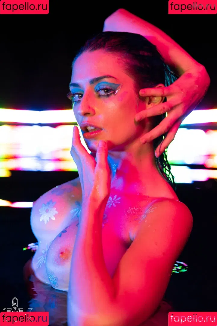 Jewelz Blu Onlyfans Photo Gallery 