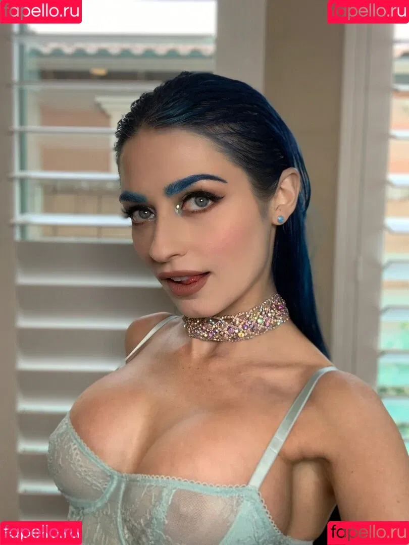 Jewelz Blu Onlyfans Photo Gallery 