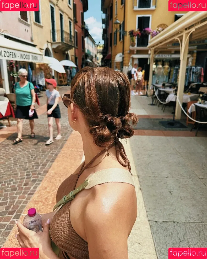 Zoe Matthea Onlyfans Photo Gallery 