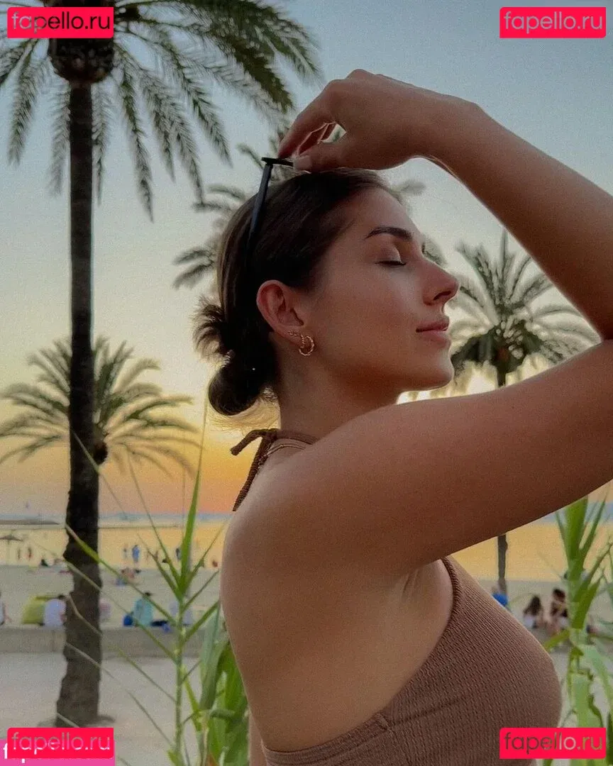 Zoe Matthea Onlyfans Photo Gallery 