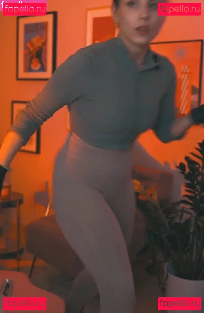 Zoe Matthea Onlyfans Photo Gallery 