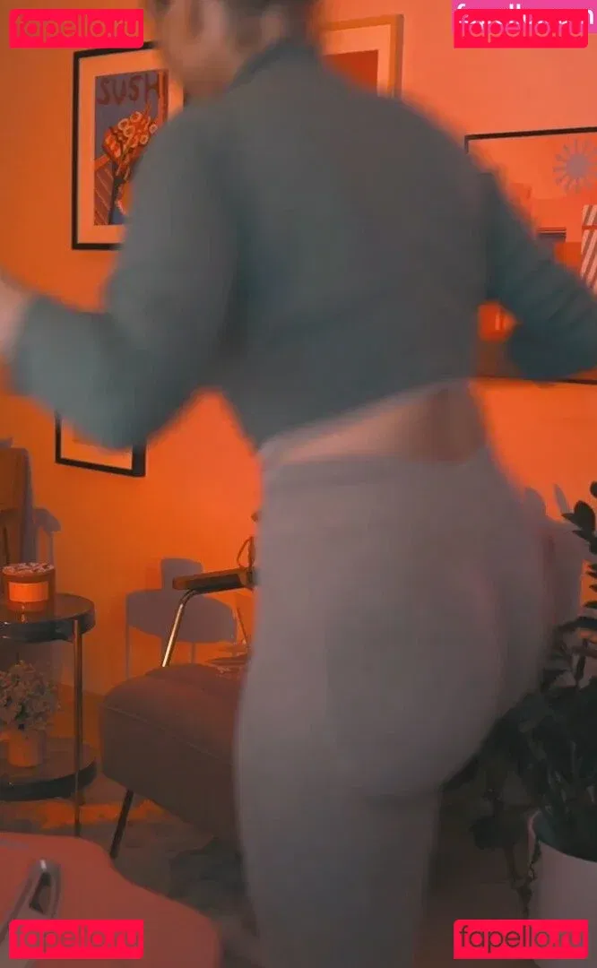 Zoe Matthea Onlyfans Photo Gallery 