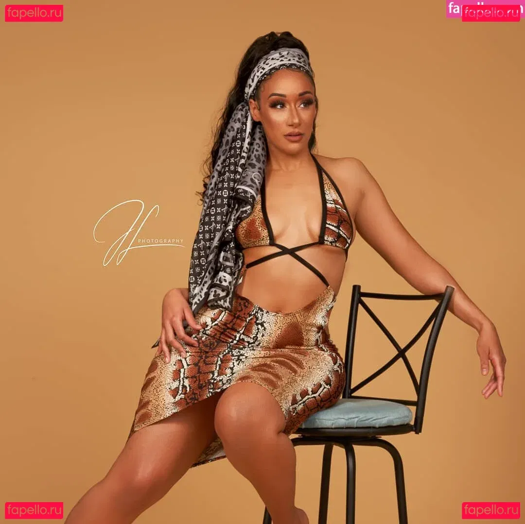 chloe.cakes Onlyfans Photo Gallery 