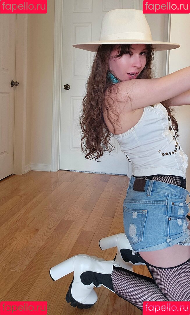 bellafangz Onlyfans Photo Gallery 