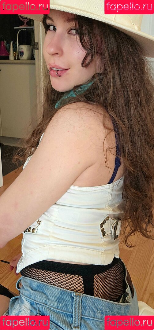 bellafangz Onlyfans Photo Gallery 