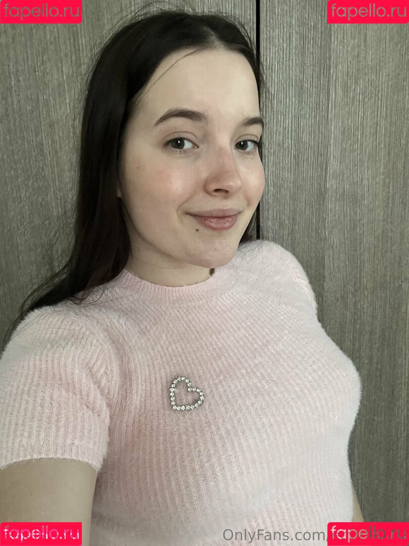 emy_buns Onlyfans Photo Gallery 