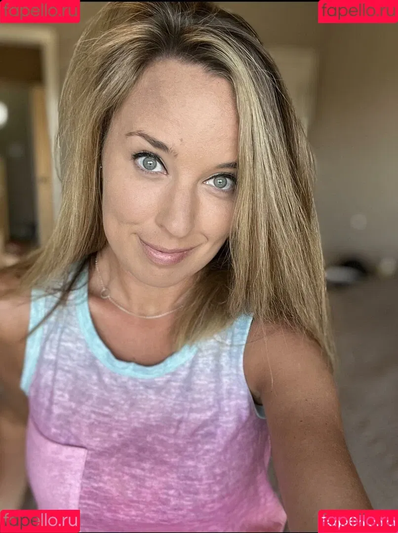 lyric_in_my_head Onlyfans Photo Gallery 