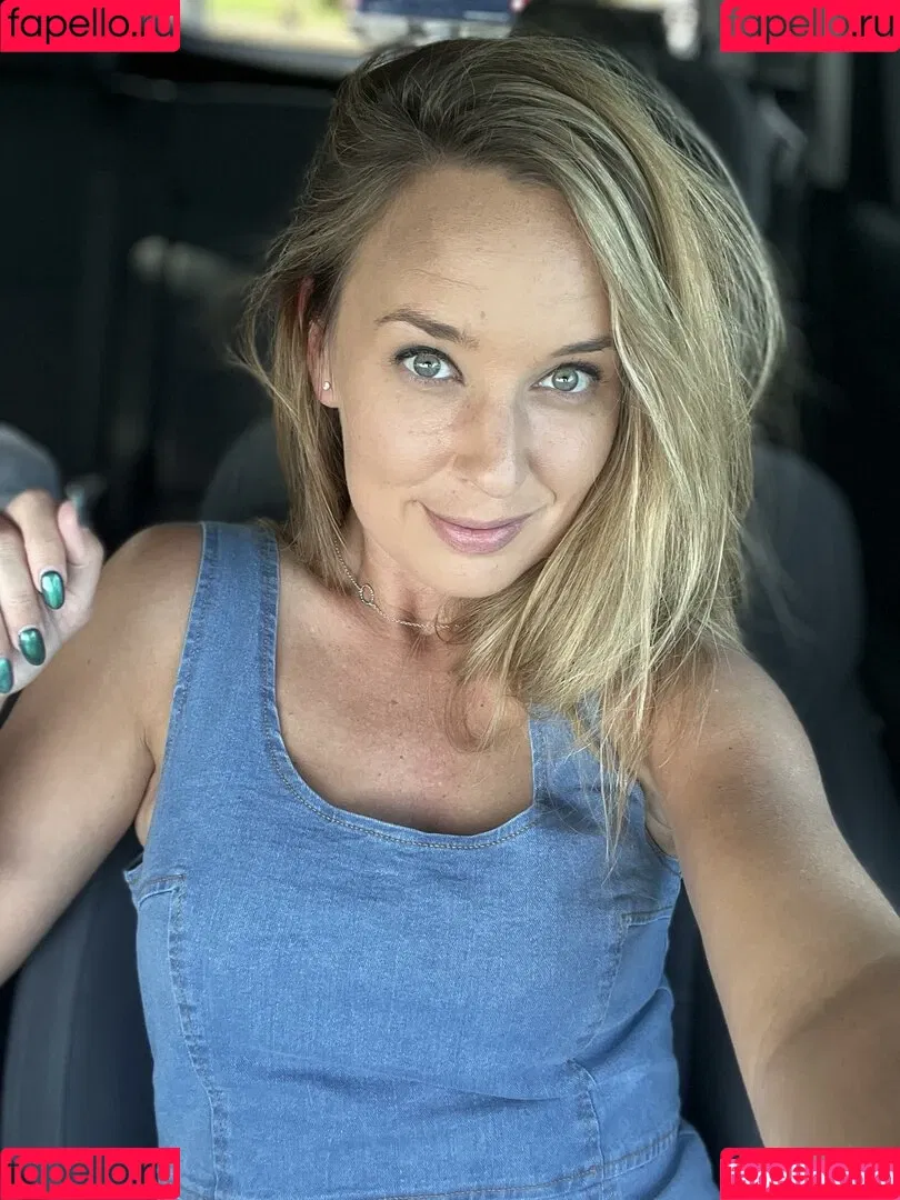 lyric_in_my_head Onlyfans Photo Gallery 
