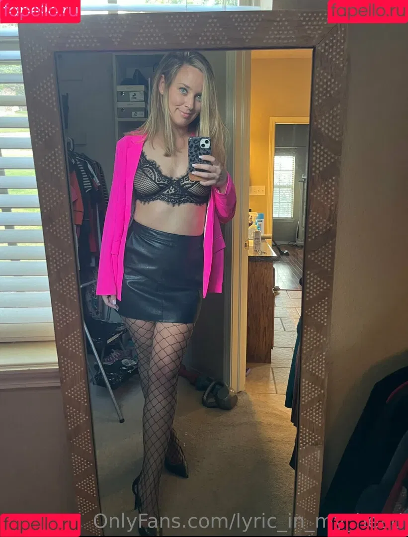 lyric_in_my_head Onlyfans Photo Gallery 