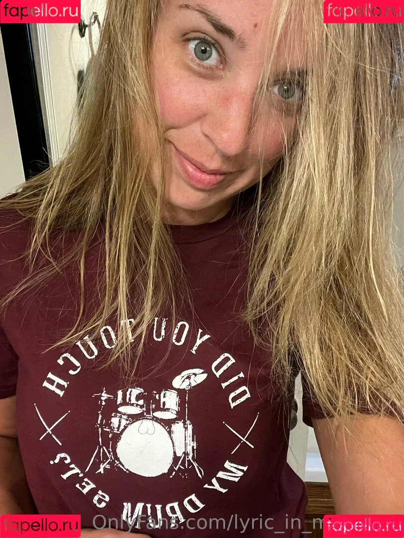 lyric_in_my_head Onlyfans Photo Gallery 