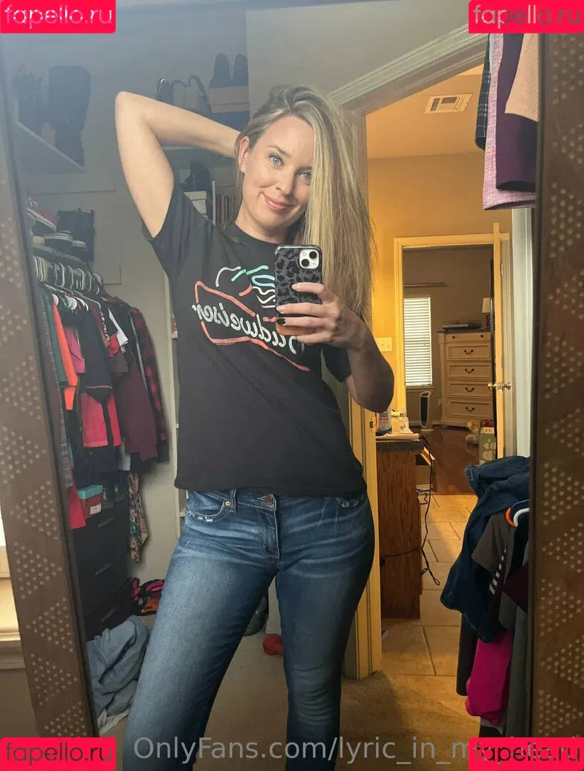 lyric_in_my_head Onlyfans Photo Gallery 