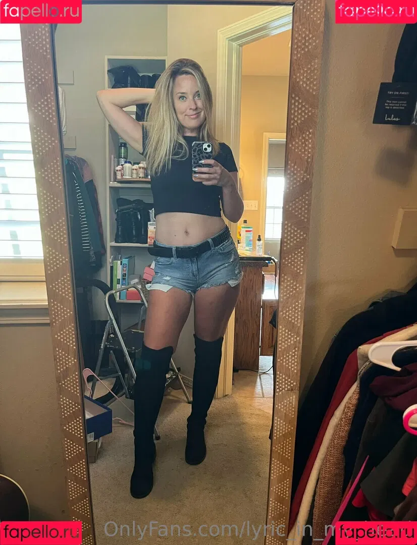 lyric_in_my_head Onlyfans Photo Gallery 