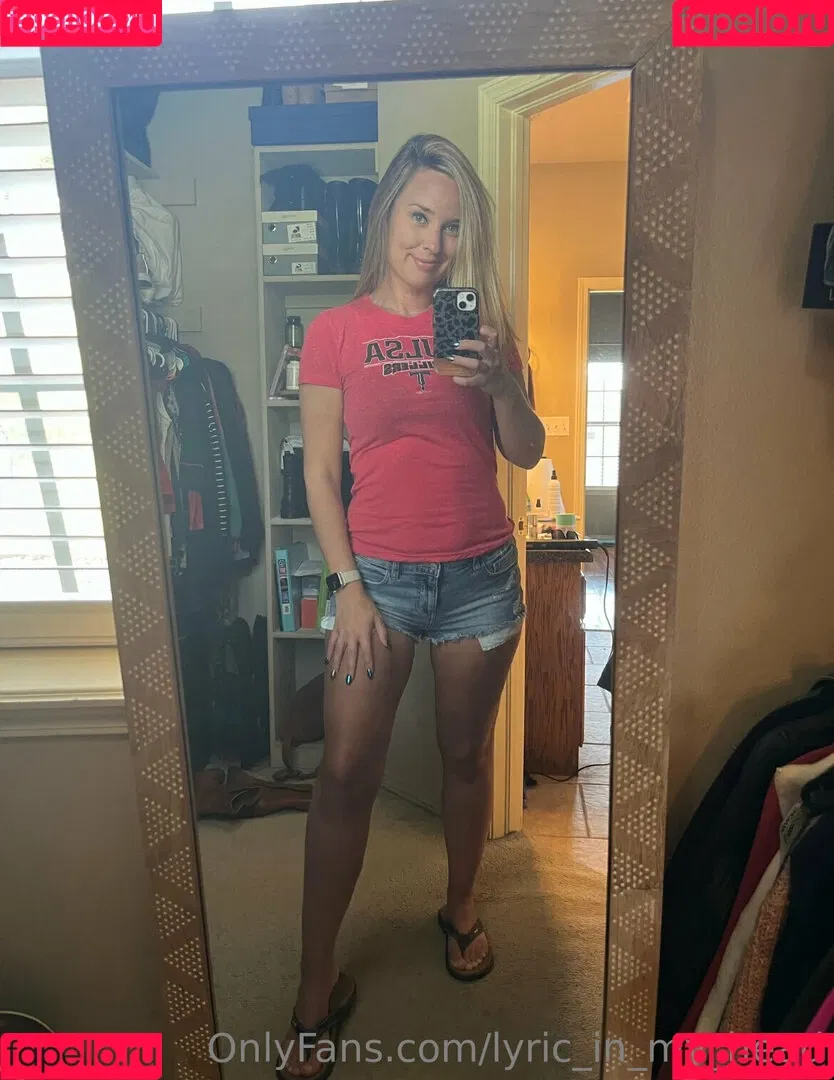 lyric_in_my_head Onlyfans Photo Gallery 