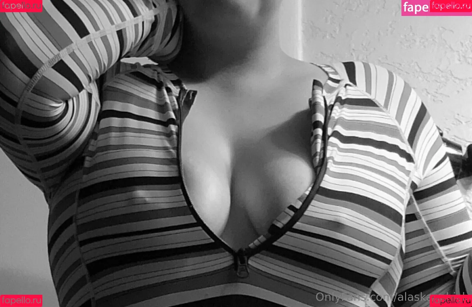alaskanchick Onlyfans Photo Gallery 
