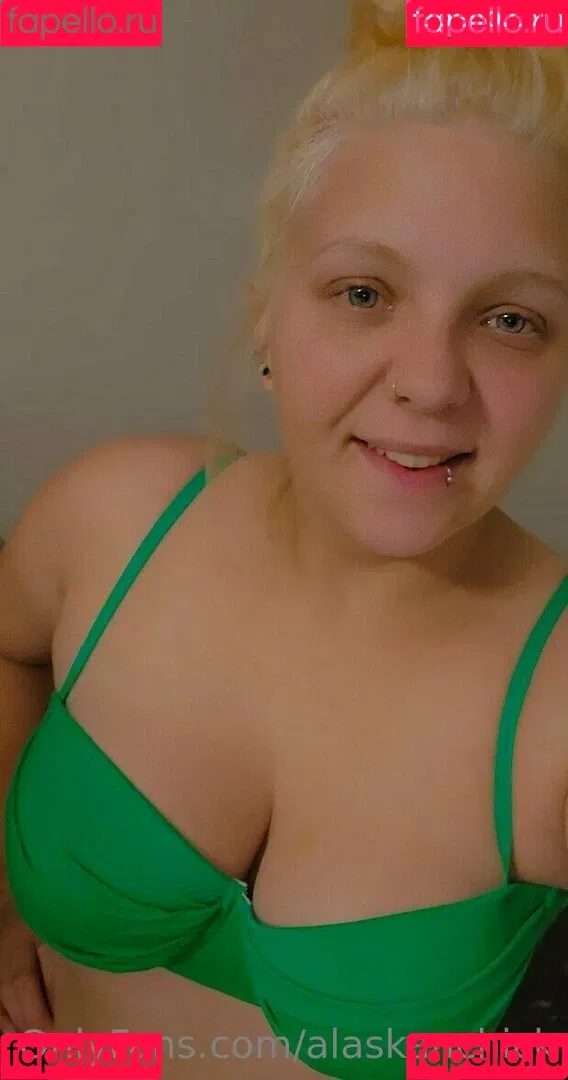 alaskanchick Onlyfans Photo Gallery 
