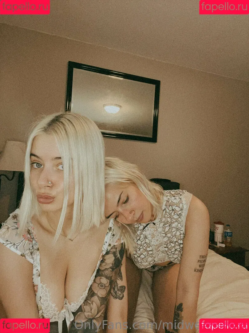 midwest.twins Onlyfans Photo Gallery 